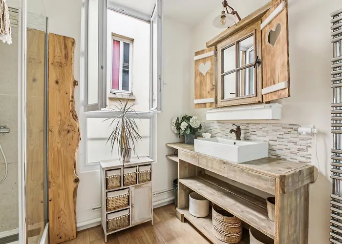 Modern -1br-2p- Le Marais *